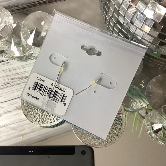 NEW PERIWINKLE BY BARLOW SILVER BLUE EARRINGS HOLIDAYS PARTY RHINESTONE CIRCLE - Picture 7 of 7